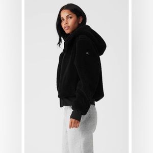 ALO Foxy Sherpa Jacket